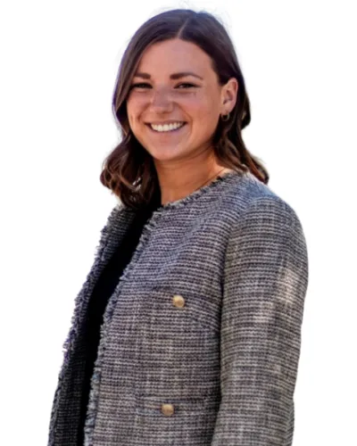 Olivia Kowalkowski is the Lead Corporate Recruiter at Beacon Hill, a leading staffing and consultation firm. With a strong background in talent acquisition, Olivia leads recruiting efforts to connect top-tier professionals with organizations across various industries. Her expertise in sourcing and placing high-quality candidates ensures that both clients and job seekers achieve successful outcomes.