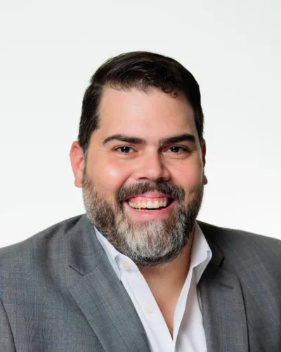 Headshot of Matthew Glazier