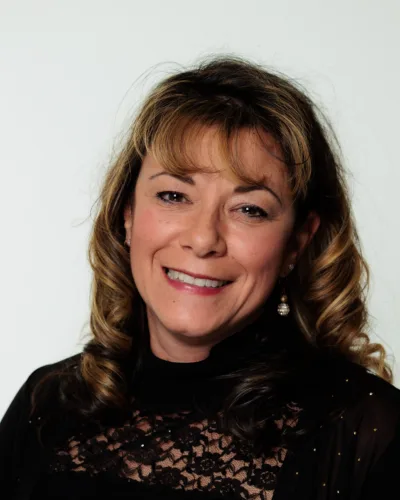 Headshot of Nellie Smith