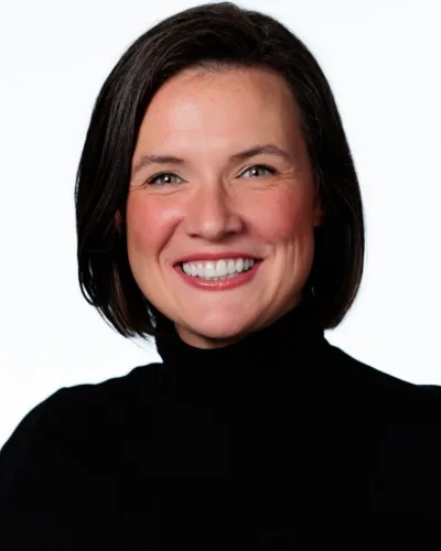 Headshot of Elizabeth Hoffmann, PHR