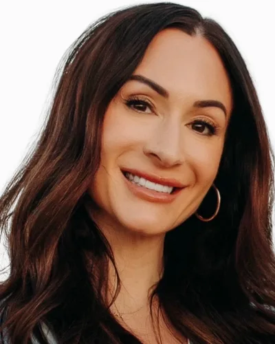 Headshot of Carrie Brock