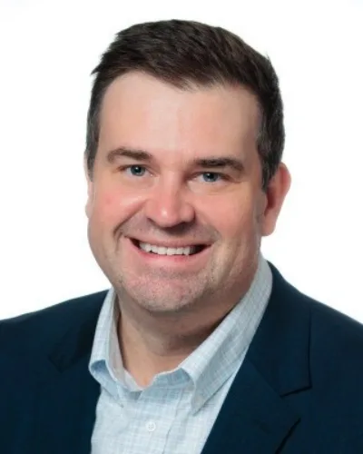 Headshot of Jonny Clark