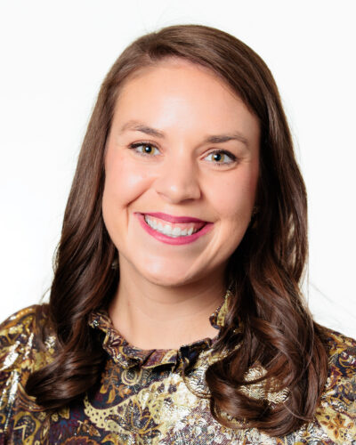 Headshot of Ariana Whelly