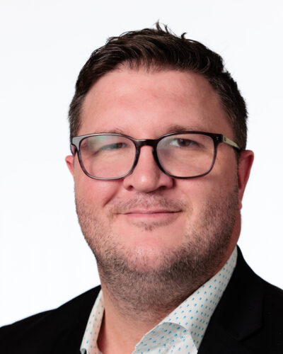 Headshot of Michael Cummins