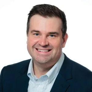 headshot of Jonny Clark