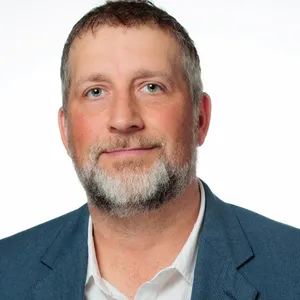 headshot of Scott Collier