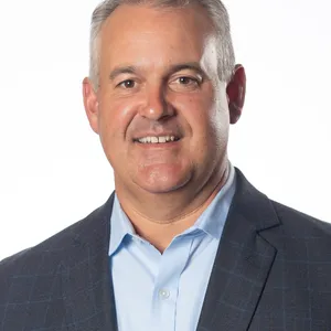 headshot of Abe Klatt