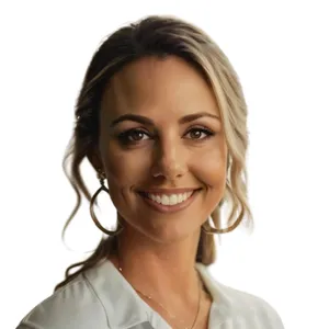 headshot of Chelsea Collins