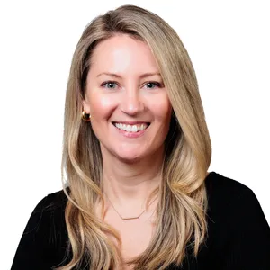 headshot of Courtney Heinrich