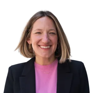 headshot of Emily Schelle-Miller