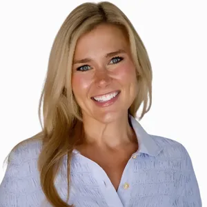 headshot of Katelynn Waters