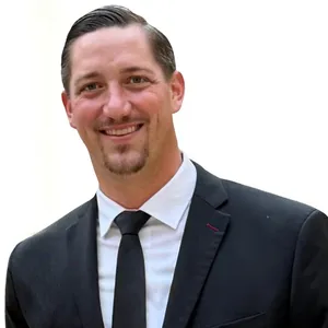 headshot of Steven Kassity