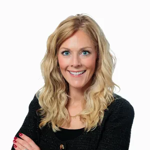 headshot of Courtney Blaylock