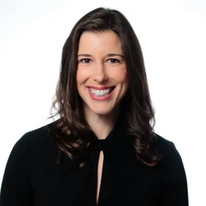 headshot of Rebecca Wright