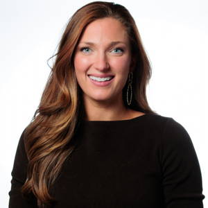 headshot of Amy Torigian