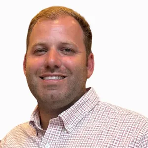 headshot of Robbie Dodds