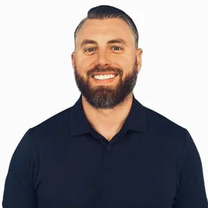 headshot of Connor Cronin