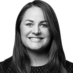 headshot of Catherine Farris