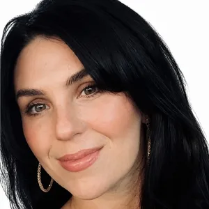 headshot of Brianna Bushner