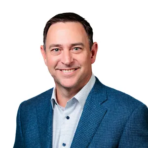 headshot of Jeff McLaren