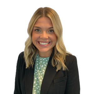 headshot of Kate Neumann