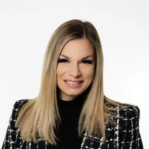 headshot of Kristin Valdes