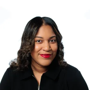headshot of Lauren Fields-Bowers
