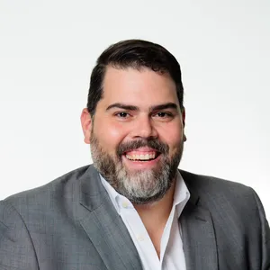 headshot of Matthew Glazier