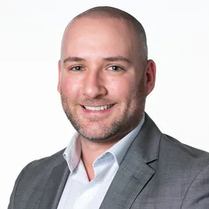 headshot of Mark Cerretani