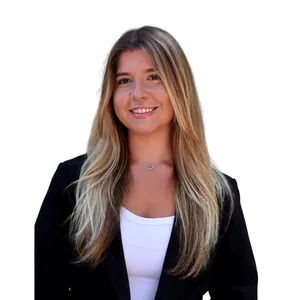 headshot of Natalie Bachrach