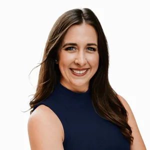 headshot of Shelby Moore 